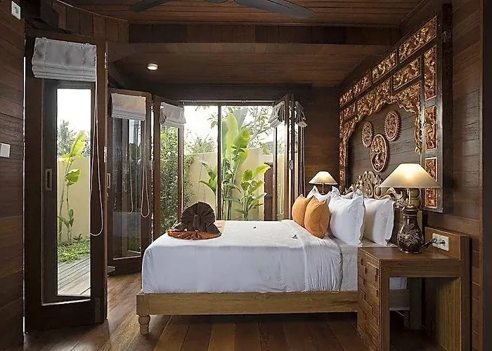 Field Hotel&restaurant Hotel