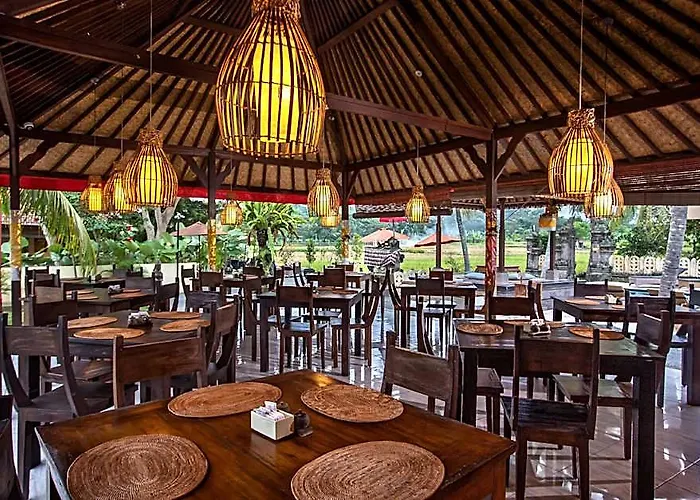 Field And Restaurant Hotel Ubud